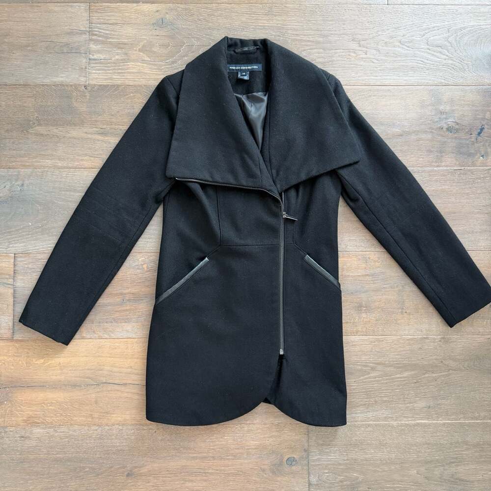 French Connection Sz XS Asymmetrical Zipper Tulip Hem Wool Coat in Black